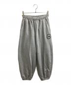 FCMM×WIND AND SEAエフシーエムエム×ウィンダンシー）の古着「Round Wide Pants / コラボ スウェットパンツ / FC021050BW」｜グレー