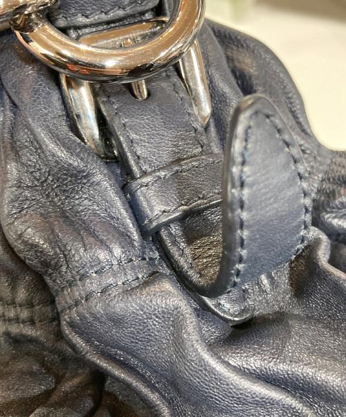 PRADA（プラダ）PRADA (プラダ) NAPPA ギャザー2WAYバッグ ネイビーの古着・服飾アイテム