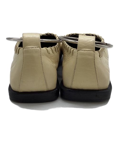 JIL SANDER（ジルサンダー）JIL SANDER (ジルサンダー) メタルアンクレット フラットシューズ / JS30217A アイボリー サイズ:35の古着・服飾アイテム