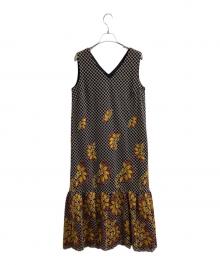 GRACE CONTINENTAL（グレースコンチネンタル）の古着「チェック刺繍ロングワンピース / 0120331328」｜ブラック