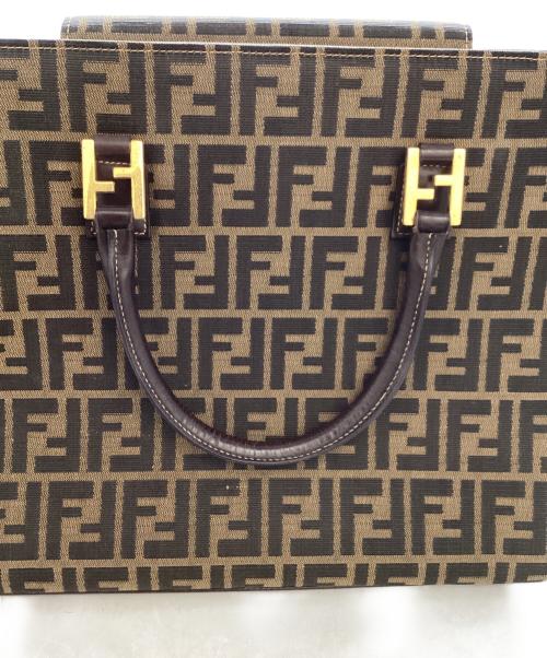 FENDI（フェンディ）FENDI (フェンディ) ズッカ柄トートバッグ　/　	19 15095 0 09 ブラウンの古着・服飾アイテム