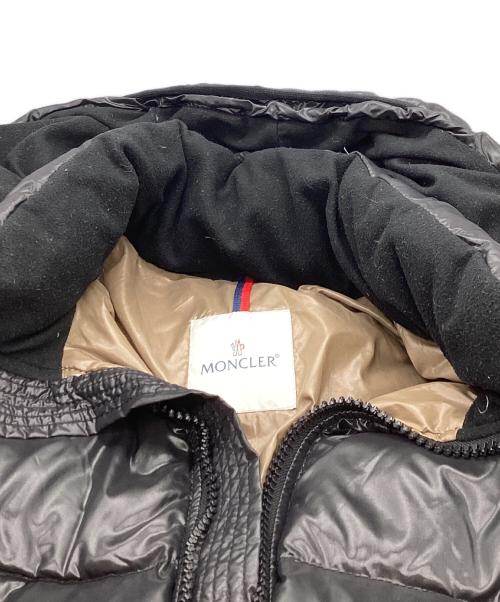MONCLER（モンクレール）MONCLER (モンクレール) HIMALAYA フーデット ダウンジャケット　・　44342/50/68950  ブラック サイズ:2の古着・服飾アイテム