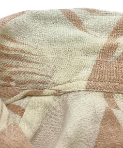 Sun Surf（サンサーフ）Sun Surf (サンサーフ) 鮎柄アロハシャツ アイボリー サイズ:Lの古着・服飾アイテム