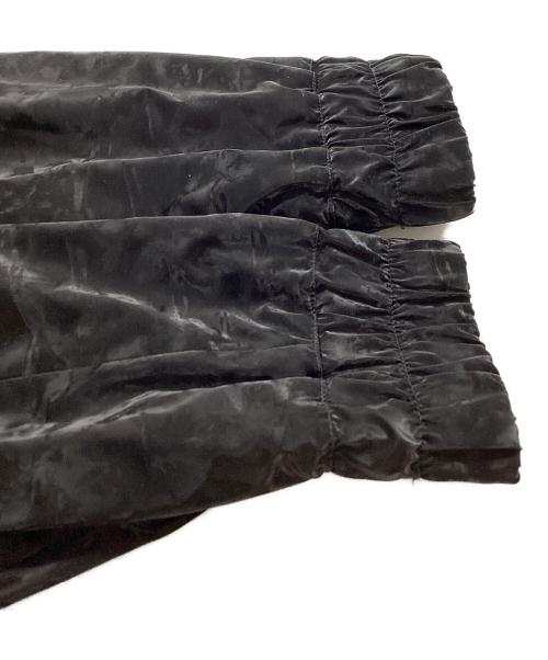 EMPORIO ARMANI（エンポリオ アルマーニ）EMPORIO ARMANI (エンポリオ アルマーニ) Camouflage Coated Bomber Jacket ブラック サイズ:XSの古着・服飾アイテム