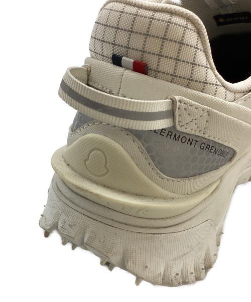 MONCLER（モンクレール）MONCLER (モンクレール) Trailgrip GTX スニーカー ホワイト サイズ:40の古着・服飾アイテム