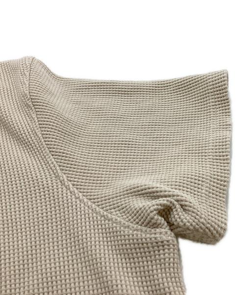 SAMSOE SAMESOE（サムソーサムソー）SAMSOE SAMESOE (サムソーサムソー) サーマルポロシャツ ベージュ サイズ:Mの古着・服飾アイテム
