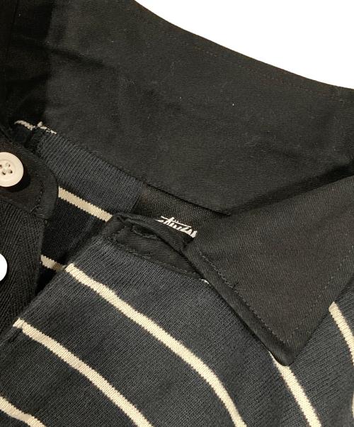 stussy（ステューシー）stussy (ステューシー) STRIPED RUGBY SHIRT ブラック サイズ:Mの古着・服飾アイテム