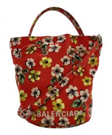 BALENCIAGA（バレンシアガ）の古着「ホイール ドローストリング バッグ / 656682 / 6576・S・620318」｜レッド×ホワイト