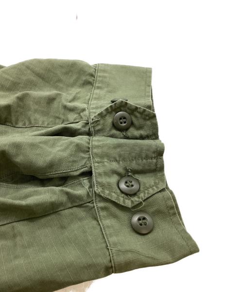 US ARMY（ユーエスアーミー）US ARMY (ユーエスアーミー) 4th JUNGLE FATIGUE JACKET  / 8405-935-4706 オリーブ サイズ:SMALL-LONGの古着・服飾アイテム