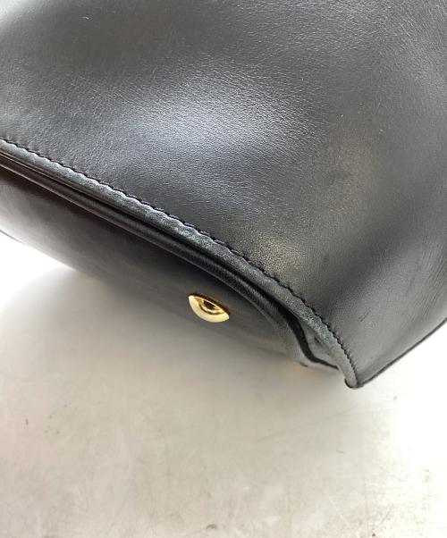 MCM（エムシーエム）MCM (エムシーエム) ワンショルダーバッグ ブラックの古着・服飾アイテム