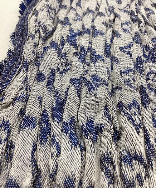 LOUIS VUITTON（ルイ ヴィトン）LOUIS VUITTON (ルイ ヴィトン) モノグラム シルク混プリーツストール グレー×ブルーの古着・服飾アイテム