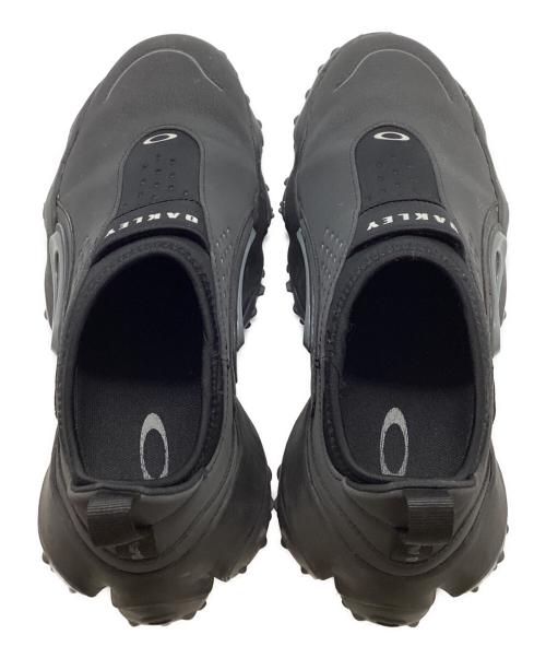 OAKLEY（オークリー）OAKLEY (オークリー) EDGE ICON / ローカットスニーカー / FOF100539 グレー サイズ:26.5cmの古着・服飾アイテム