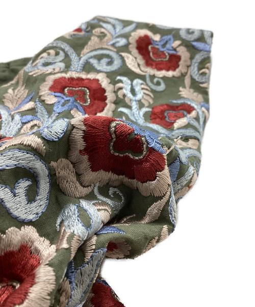 GRACE CONTINENTAL（（グレースコンチネンタル）GRACE CONTINENTAL (（グレースコンチネンタル) ティアード刺繍ノースリーブブラウス / 0120341301 グリーン サイズ:36の古着・服飾アイテム