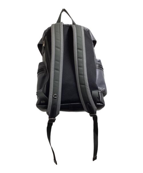 COACH（コーチ）COACH (コーチ) パーフォレイテッド バックパック リュック / F57477 グレーの古着・服飾アイテム