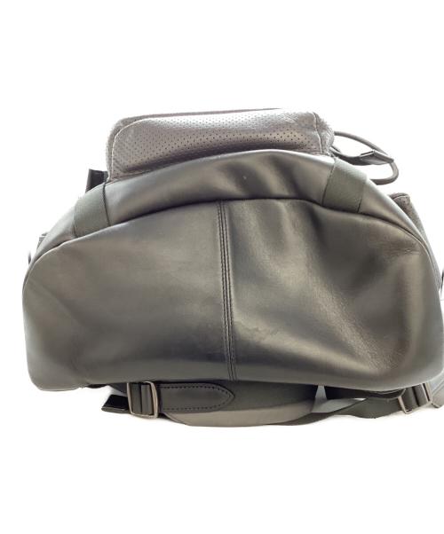 COACH（コーチ）COACH (コーチ) パーフォレイテッド バックパック リュック / F57477 グレーの古着・服飾アイテム