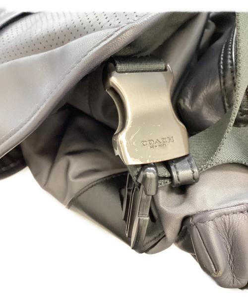 COACH（コーチ）COACH (コーチ) パーフォレイテッド バックパック リュック / F57477 グレーの古着・服飾アイテム