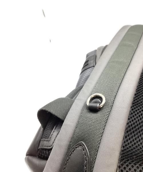COACH（コーチ）COACH (コーチ) パーフォレイテッド バックパック リュック / F57477 グレーの古着・服飾アイテム