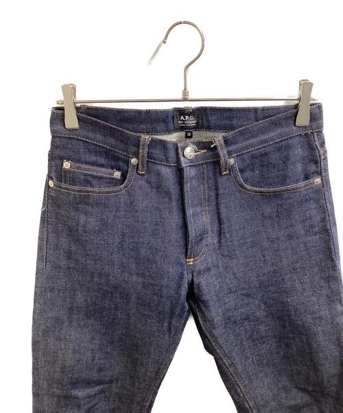 A.P.C.（アーペーセー）A.P.C. (アーペーセー) デニムパンツ　/　NEW STANDARD JEAN CLASSIQUE インディゴ サイズ:28の古着・服飾アイテム