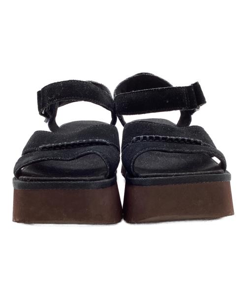 UGG（アグ）UGG (アグ) W NEW HEIGHTS ANKLE STRAP　/　FD1124L ブラック サイズ:24の古着・服飾アイテム