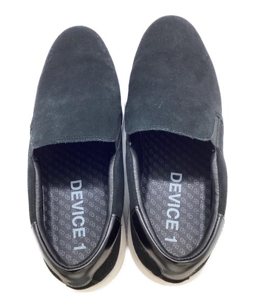 DEVICE 1（デバイスワン）DEVICE 1 (デバイスワン) SLIPON SNEAKER / スリッポン / AMGS249535 ブラック サイズ:27.5の古着・服飾アイテム