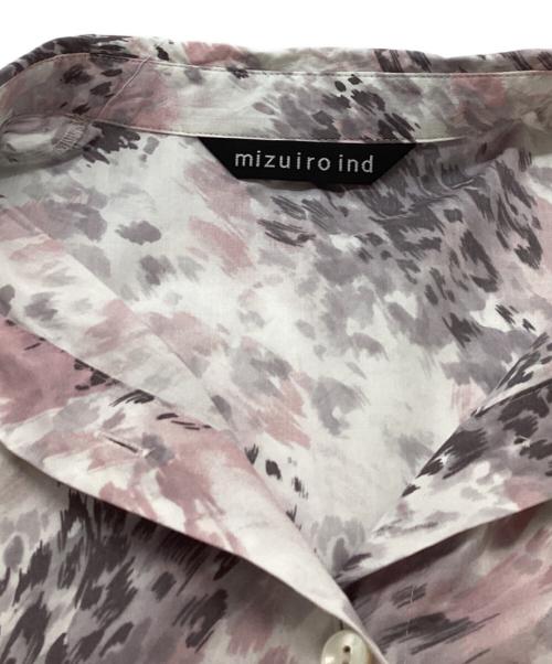 mizuiro-ind（ミズイロインド）mizuiro-ind (ミズイロインド) 総柄シャツ グレー×ピンク サイズ:FREEの古着・服飾アイテム