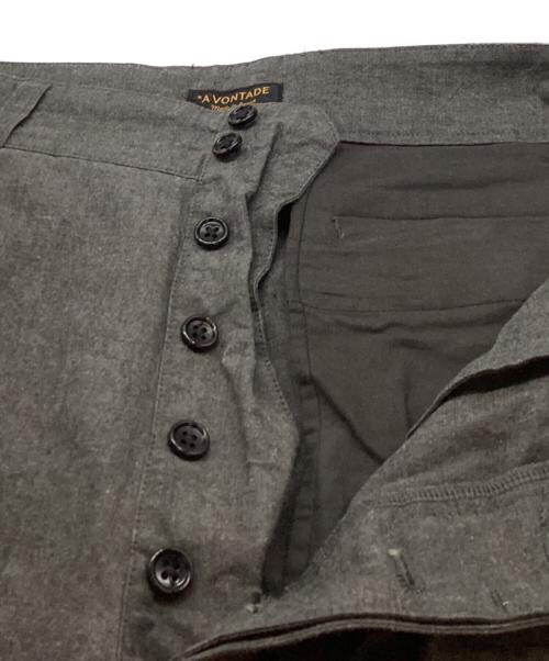 A vontade（アボンタージ）A vontade (アボンタージ) 40's French Army Trousers / 40's フレンチアーミートラウザー / 日本製 グレー サイズ:Mの古着・服飾アイテム