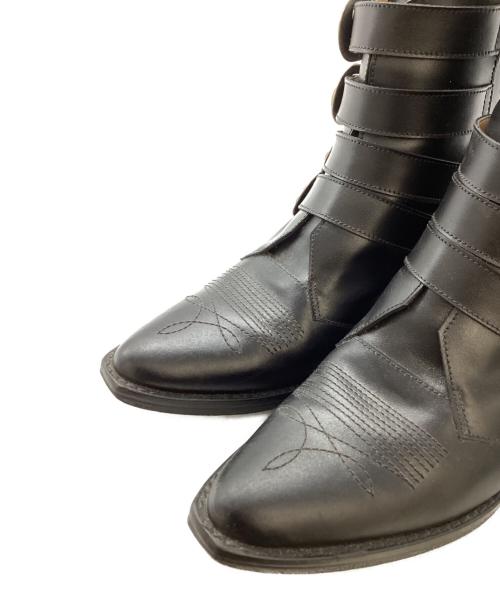 TOGA PULLA（トーガ プルラ）TOGA PULLA (トーガ プルラ) バックルストラップブーツ　/　0219G ブラック サイズ:37の古着・服飾アイテム