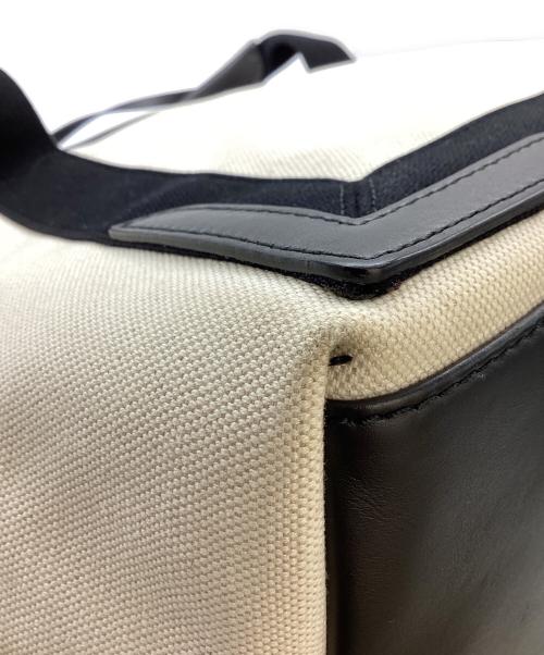 BALENCIAGA（バレンシアガ）BALENCIAGA (バレンシアガ) ネイビーカバスS トートバッグ　/　339933　/　1081・X・002123 ベージュ×ブラックの古着・服飾アイテム