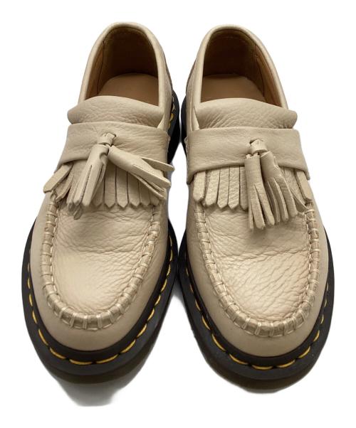 Dr.Martens（ドクターマーチン）Dr.Martens (ドクターマーチン) ADRIAN VIRGNIA タッセルローファー ベージュ サイズ:UK3の古着・服飾アイテム