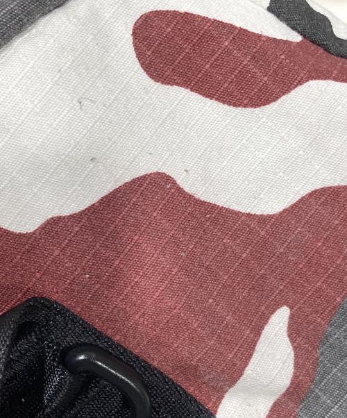 SUPREME（シュプリーム）SUPREME (シュプリーム) 26SS RED CAMO CORDURA DUFFLE BAG ブラック×レッドの古着・服飾アイテム