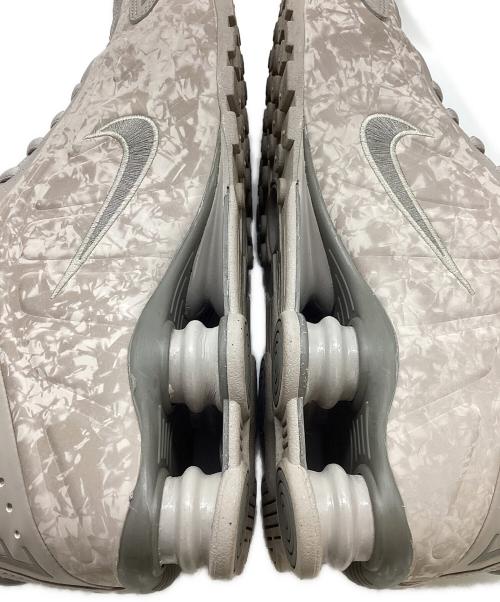 NIKE（ナイキ）NIKE (ナイキ) Shox R4 / HV0934-001 グレー サイズ:28.5の古着・服飾アイテム