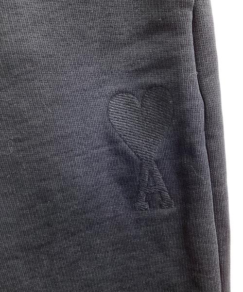 AMI Alexandre Mattiussi（アミアレクサンドルマテュッシ）AMI Alexandre Mattiussi (アミアレクサンドルマテュッシ) TONAL BIG ADC TRACK PANTS ブラック サイズ:Sの古着・服飾アイテム