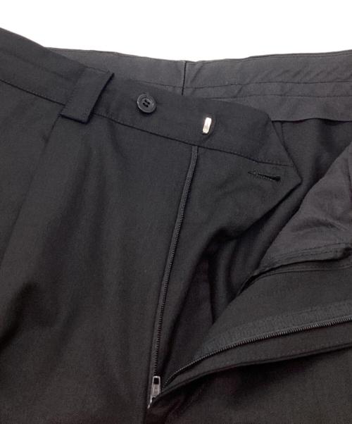 VERSACE CLASSIC（ヴェルサーチクラシック）VERSACE CLASSIC (ヴェルサーチクラシック) 3Bスーツ ブラック サイズ:54の古着・服飾アイテム