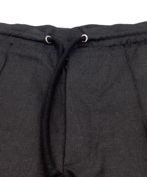 Maison Margiela（メゾンマルジェラ）Maison Margiela (メゾンマルジェラ) Capri Wide Summer Wool Short Pants(カプリワイドサマーウールショートパンツ) / S50MU0006 グレー サイズ:52 未使用品の古着・服飾アイテム