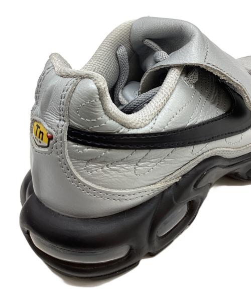 NIKE（ナイキ）NIKE (ナイキ) AIR MAX PLUS WOLF GREY/BLACK-METALLIC SILVER / エアマックスプラス / HM6850-001 グレー サイズ:23cmの古着・服飾アイテム