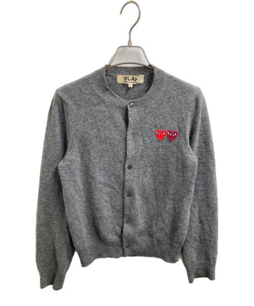 PLAY COMME des GARCONS（プレイコムデギャルソン）PLAY COMME des GARCONS (プレイコムデギャルソン) ハートワッペンカーディガン グレー サイズ:Sの古着・服飾アイテム