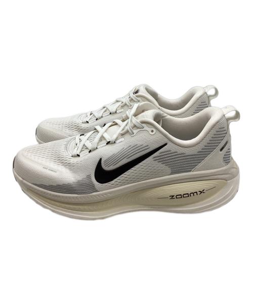 NIKE（ナイキ）NIKE (ナイキ) Vomero 18　/　HM6803-101 ホワイト サイズ:28の古着・服飾アイテム