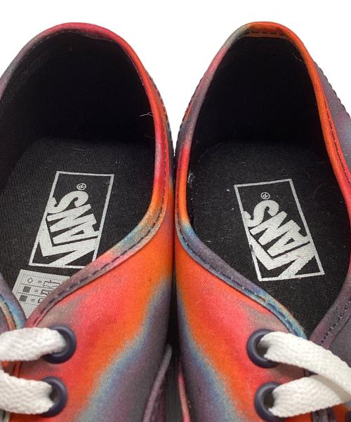 VANS（ヴァンズ）VANS (ヴァンズ) DARK AURA ローカットスニーカー グレー サイズ:27の古着・服飾アイテム