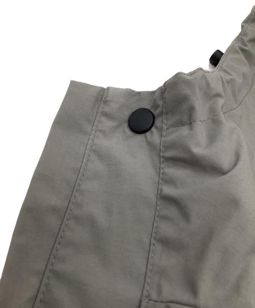REEBOK（リーボック）REEBOK (リーボック) JEANASIS (ジーナシス) ドロストナイロンジャケット / JS071687CA グレー サイズ:FREEの古着・服飾アイテム