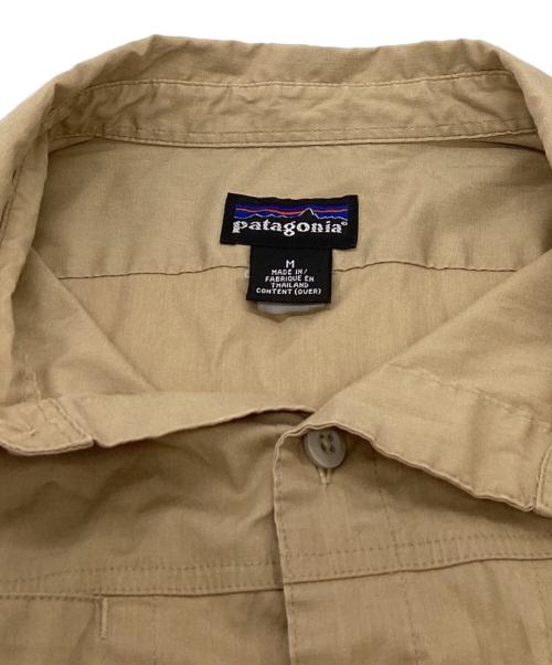 Patagonia（パタゴニア）Patagonia (パタゴニア) 02年製 ロングスリーブシャツ ベージュ サイズ:Mの古着・服飾アイテム