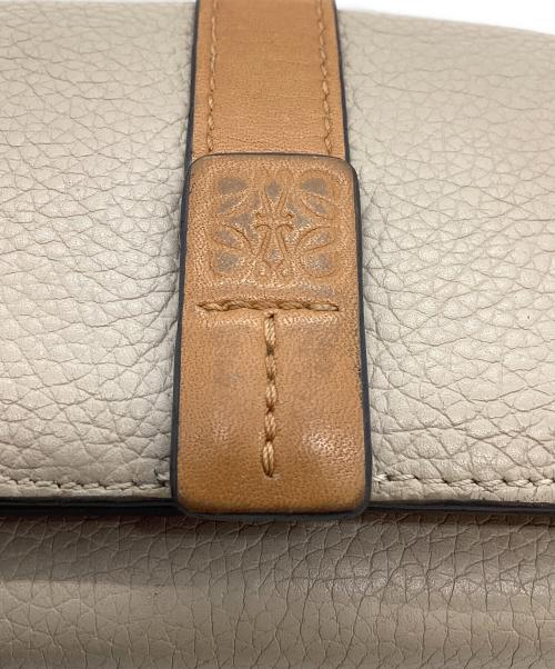 LOEWE（ロエベ）LOEWE (ロエベ) トライフォールドウォレット / C660TR2X03 ベージュの古着・服飾アイテム