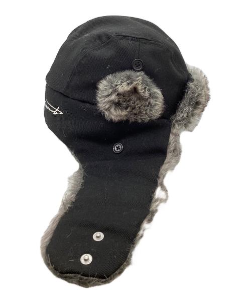 YOHJI YAMAMOTO（ヨウジヤマモト）YOHJI YAMAMOTO (ヨウジヤマモト) New Era (ニューエラ) フライトキャップ ブラックの古着・服飾アイテム