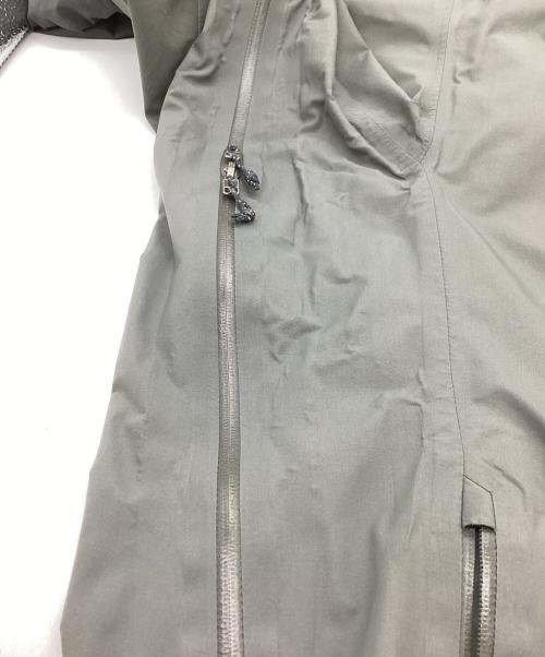 Patagonia（パタゴニア）Patagonia (パタゴニア) Piolet Jacket / 83380FA11 グレー サイズ:Sの古着・服飾アイテム