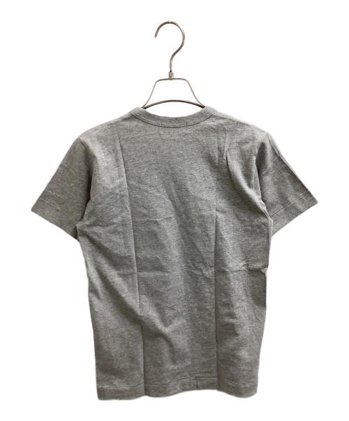 PLAY COMME des GARCONS（プレイコムデギャルソン）PLAY COMME des GARCONS (プレイコムデギャルソン) Black Heart T-Shirt グレー サイズ:Mの古着・服飾アイテム
