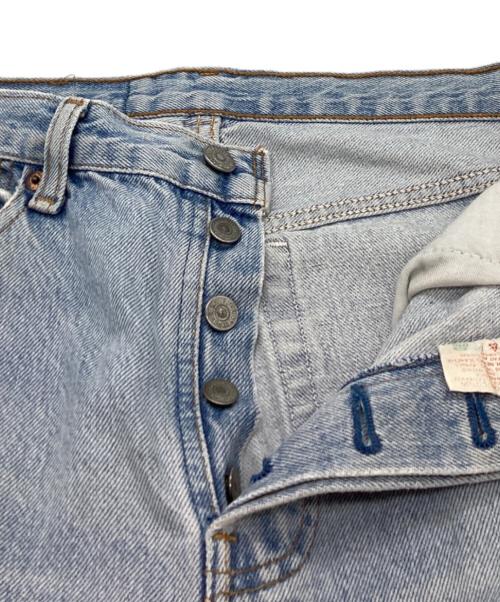 LEVI'S（リーバイス）LEVI'S (リーバイス) デニムパンツ / 501-0112 / ボタン裏217 / カナダ製 ブルー サイズ:31/34の古着・服飾アイテム