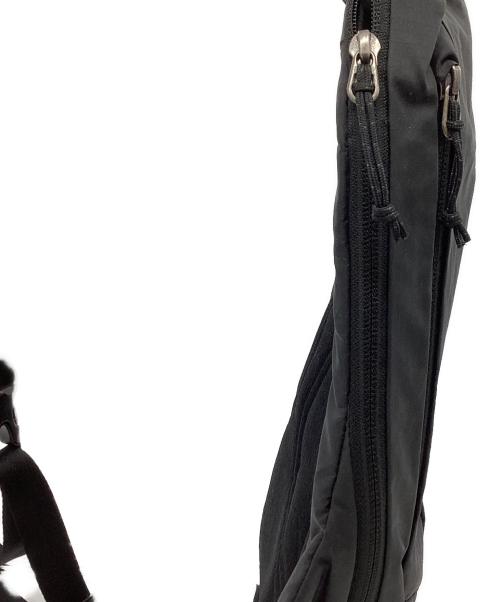 Patagonia（パタゴニア）Patagonia (パタゴニア) Ultralight Blackhole Sling 8L / STY49020 ブラックの古着・服飾アイテム