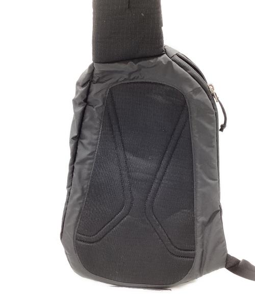 Patagonia（パタゴニア）Patagonia (パタゴニア) Ultralight Blackhole Sling 8L / STY49020 ブラックの古着・服飾アイテム