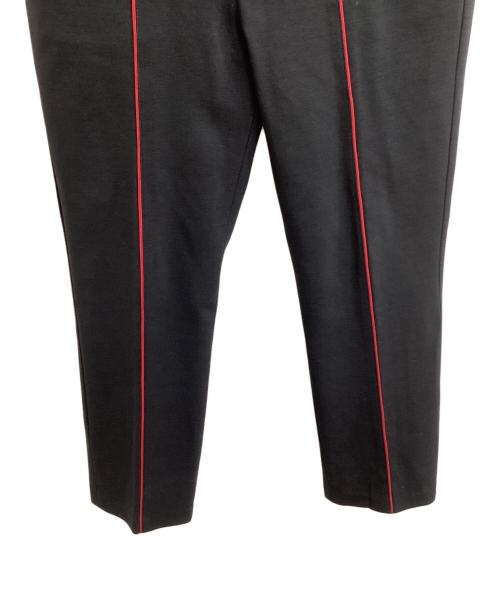 JOHN LAWRENCE SULLIVAN（ジョン ローレンス サリバン）JOHN LAWRENCE SULLIVAN (ジョン ローレンス サリバン) CENTER LINE PANTS / センターラインパンツ / 2A017-0218-20 ブラック サイズ:44の古着・服飾アイテム