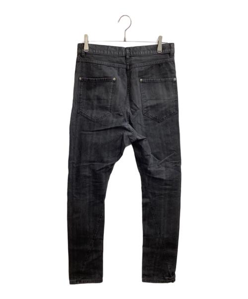 Vivienne Westwood man（ヴィヴィアン ウェストウッド マン）Vivienne Westwood man (ヴィヴィアン ウェストウッド マン) ASYMMETRIC STRIPE JEANS / 立体裁断 ブラック サイズ:46の古着・服飾アイテム