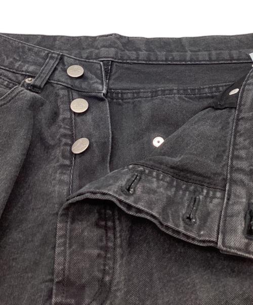Vivienne Westwood man（ヴィヴィアン ウェストウッド マン）Vivienne Westwood man (ヴィヴィアン ウェストウッド マン) ASYMMETRIC STRIPE JEANS / 立体裁断 ブラック サイズ:46の古着・服飾アイテム